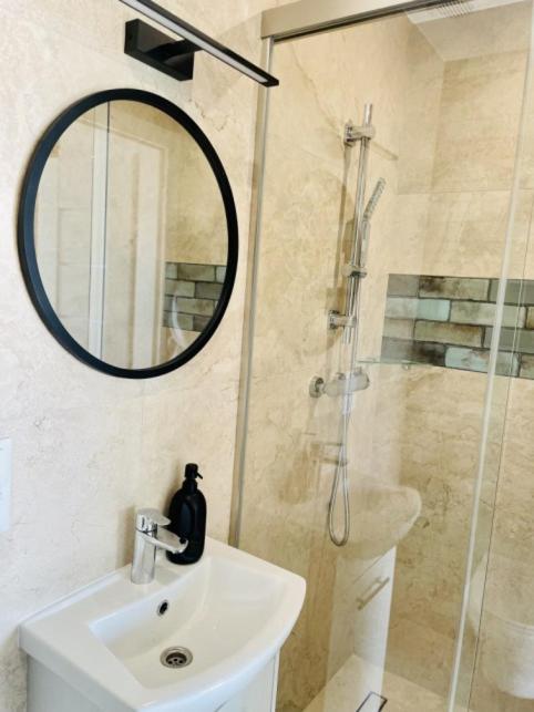 Appartement Zakatek Solny à Bochnia Extérieur photo